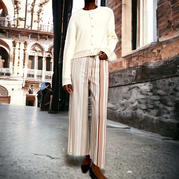 THEORY Cropped Twill Pants - Picture 1 of 6